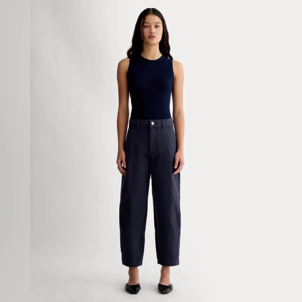 everlane | the utility barrel pant (tall) - navy - Picture 2 of 16